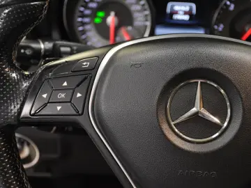 2014 Mercedes Benz GLA 200 cdi Automat LED Xenon Camera