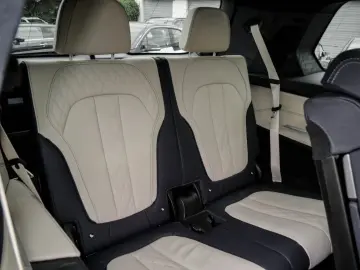 X7 xDrive40i