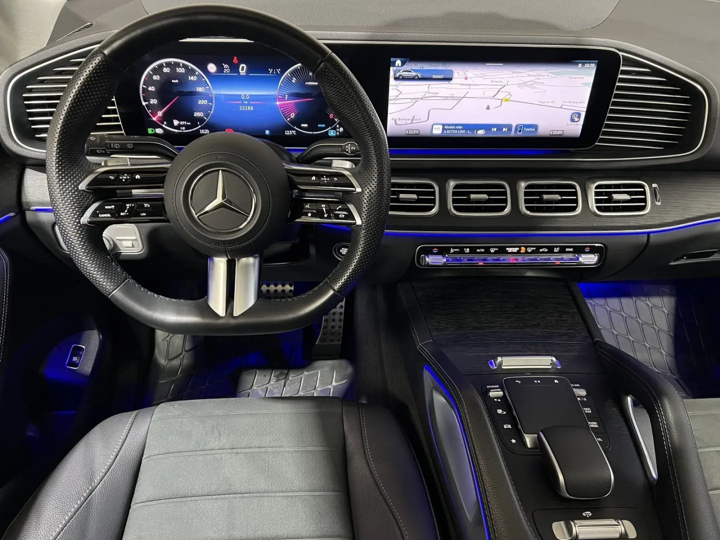 GLE 300 d 4M AMG Airmatic Burmester® Pano 360