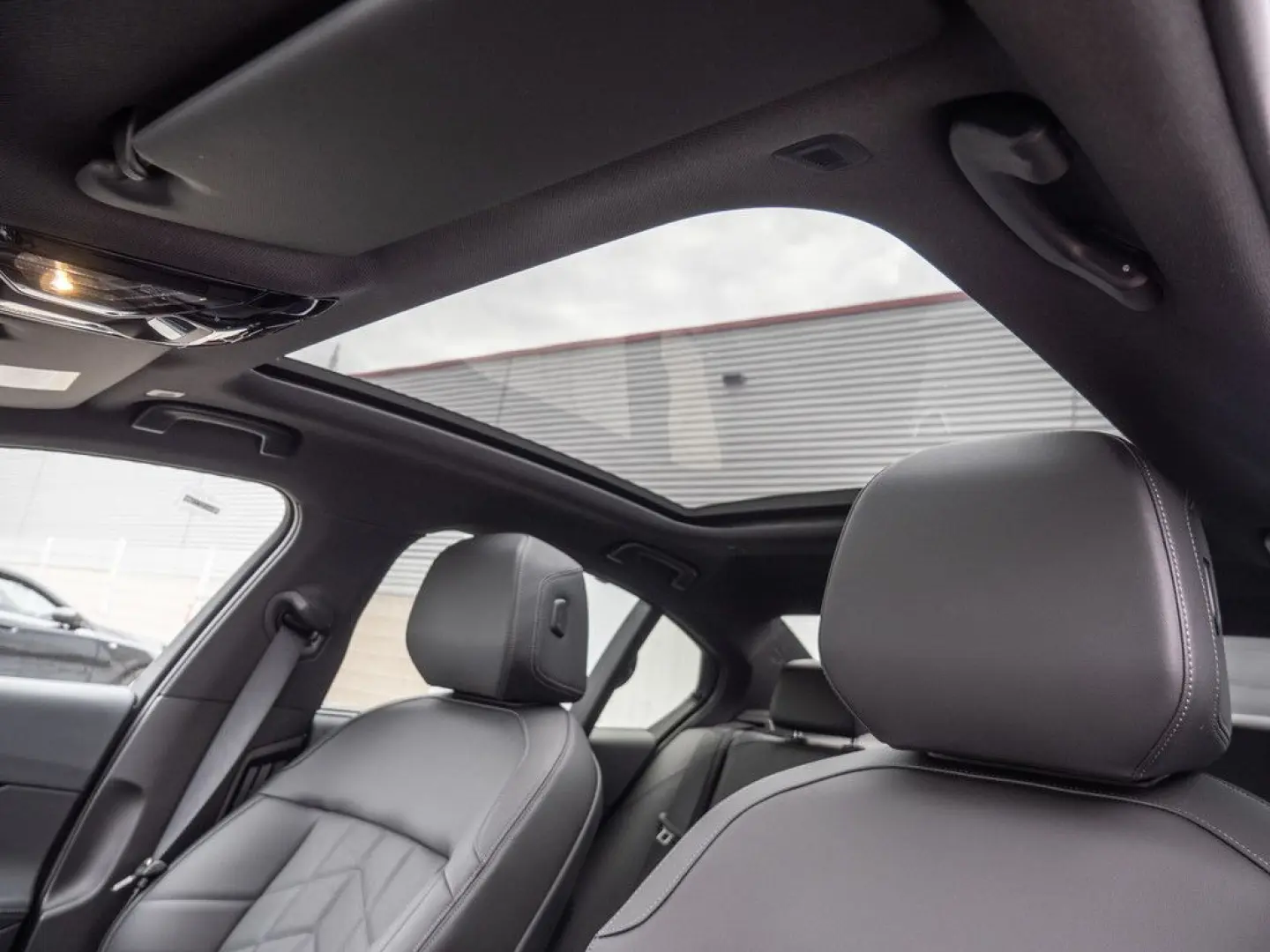 520d xDrive M-Sport PANO AHK HUD ACC HK