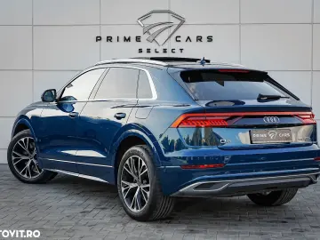 Audi Q8 55 TFSIe quattro tiptronic