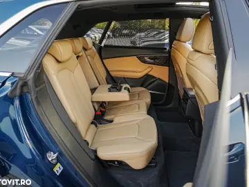 Audi Q8 55 TFSIe quattro tiptronic
