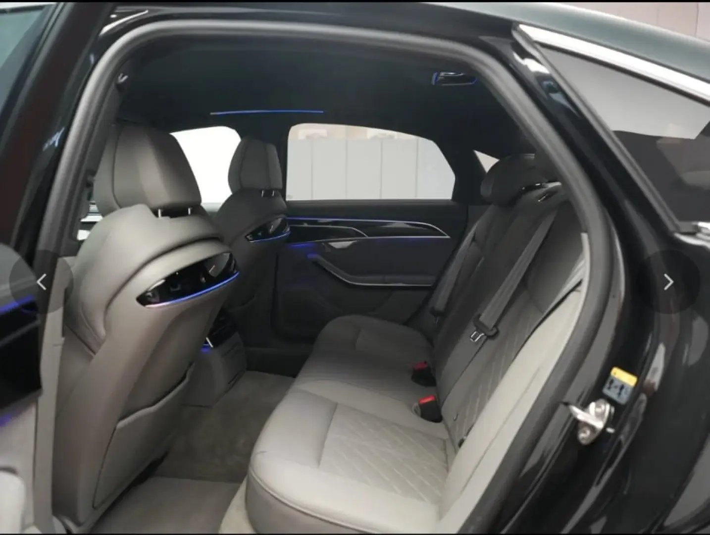 AUDI A8 60 TFSI e quattro