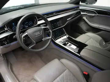 AUDI A8 60 TFSI e quattro
