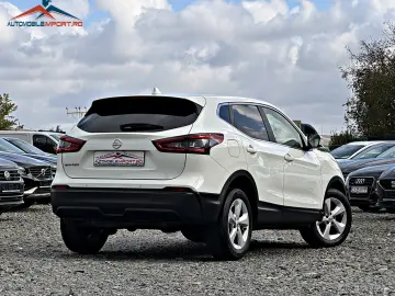 Nissan Qashqai 1.3 DIG-T SHIRO
