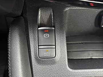 Nissan Qashqai 1.3 DIG-T SHIRO