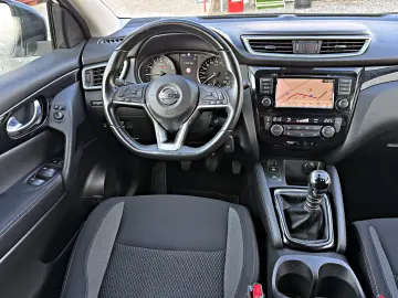 Nissan Qashqai 1.3 DIG-T SHIRO