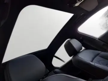 BMW 520 i Limo M-Sport AHK Pano 360