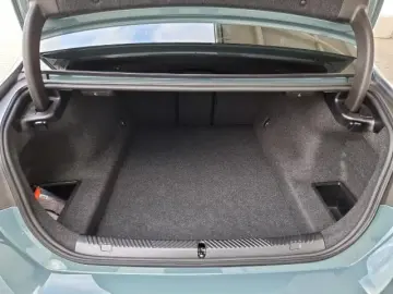 BMW 520 i Limo M-Sport AHK Pano 360