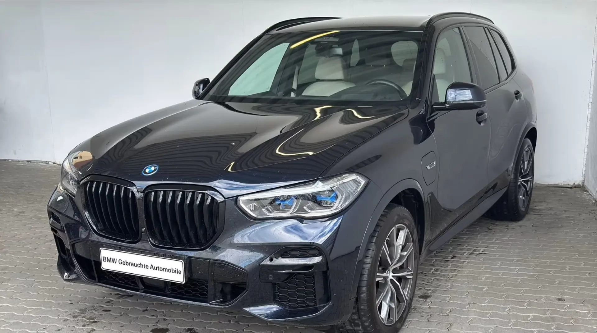 X5 xDrive45e M Sport Navi.Laser.HuD.360 .AHK.ACC