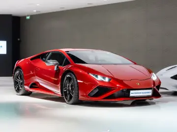 Huracán EVO LIFT-SYSTEM ABGAS-AKRAPOVIC KAMERA