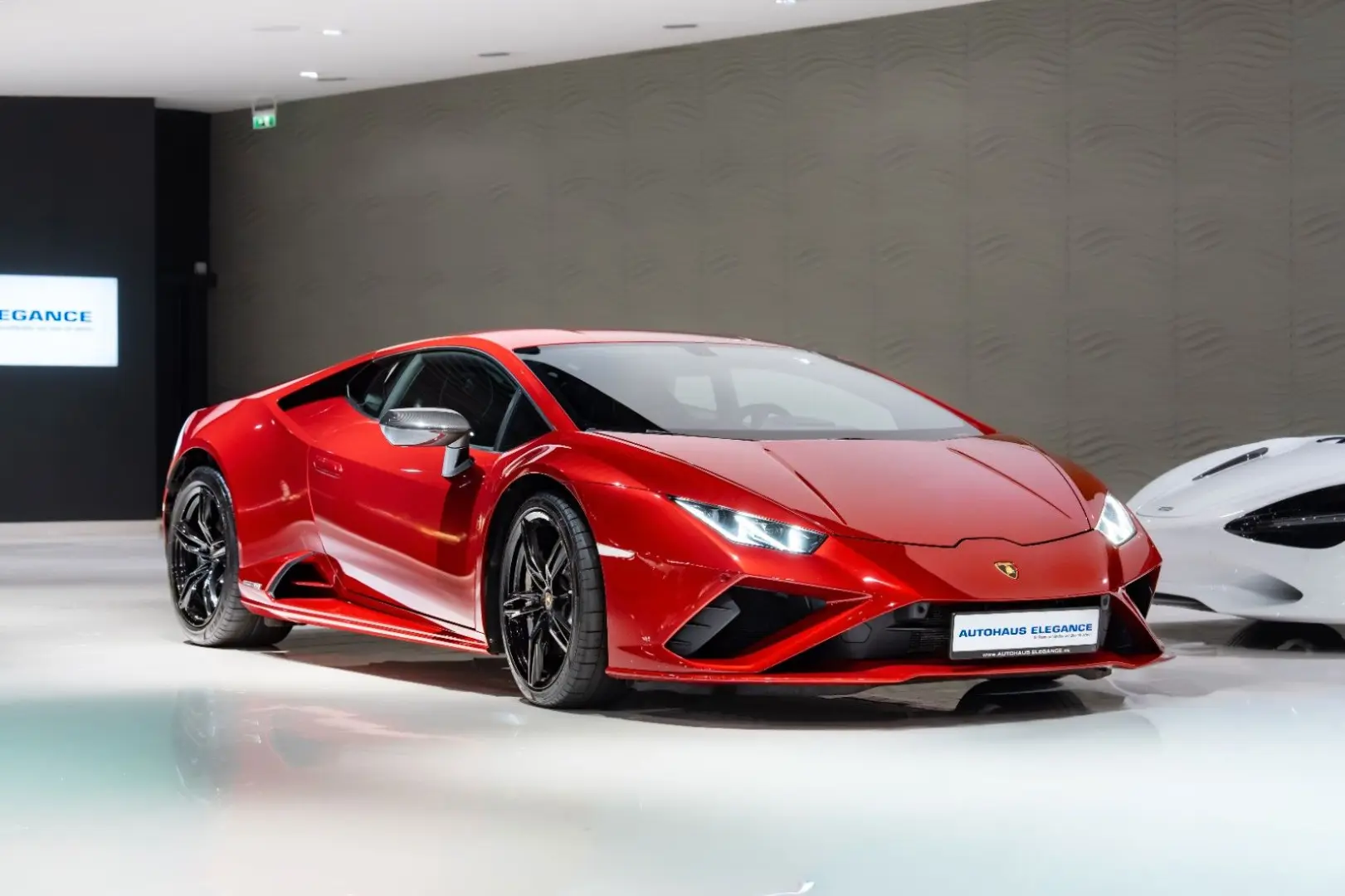 Huracán EVO LIFT-SYSTEM ABGAS-AKRAPOVIC KAMERA