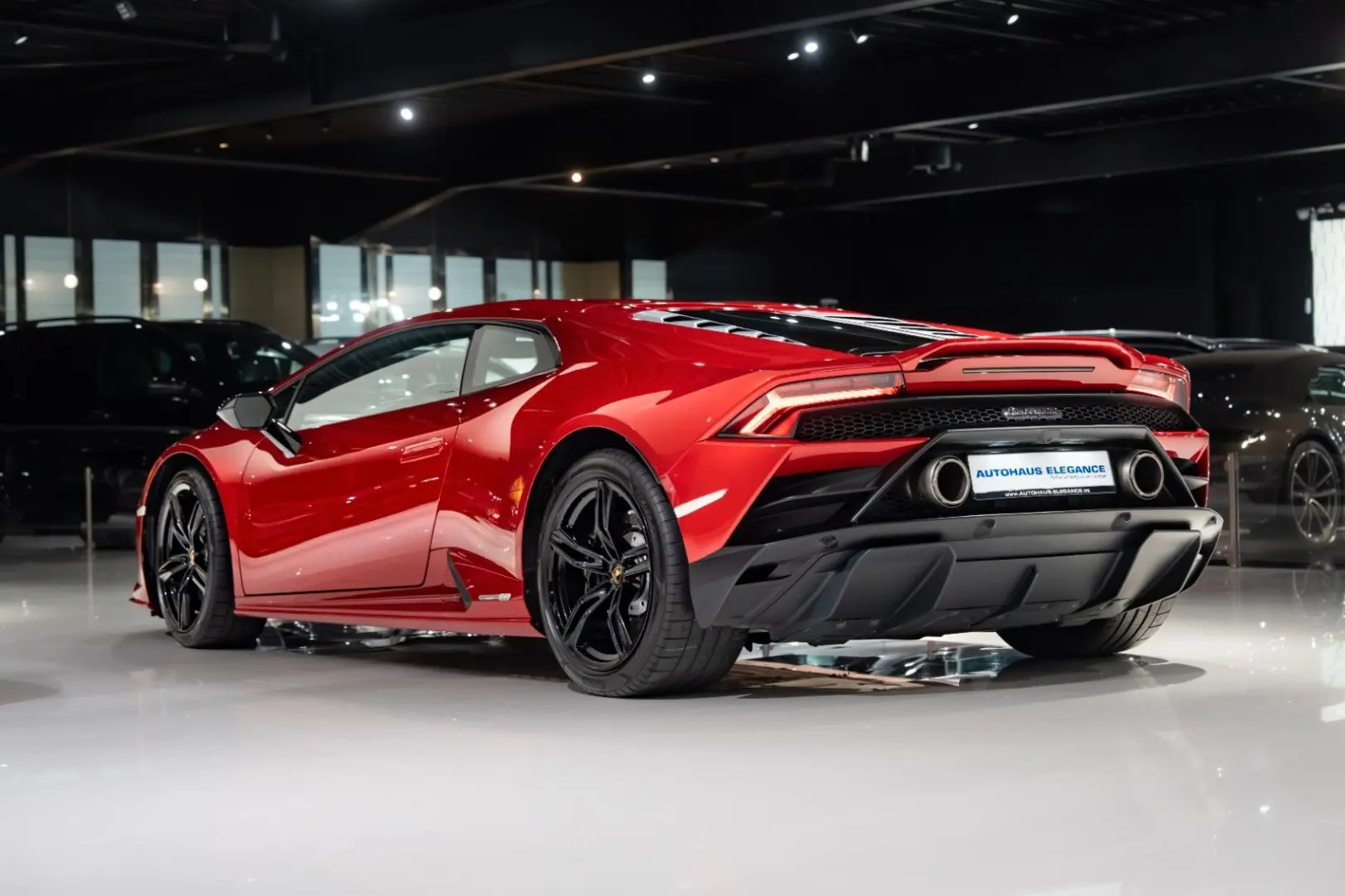 Huracán EVO LIFT-SYSTEM ABGAS-AKRAPOVIC KAMERA