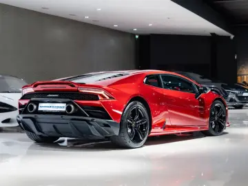 Huracán EVO LIFT-SYSTEM ABGAS-AKRAPOVIC KAMERA