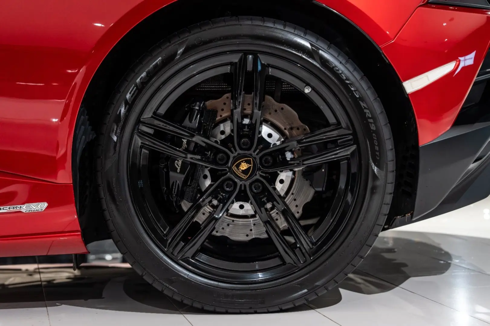 Huracán EVO LIFT-SYSTEM ABGAS-AKRAPOVIC KAMERA