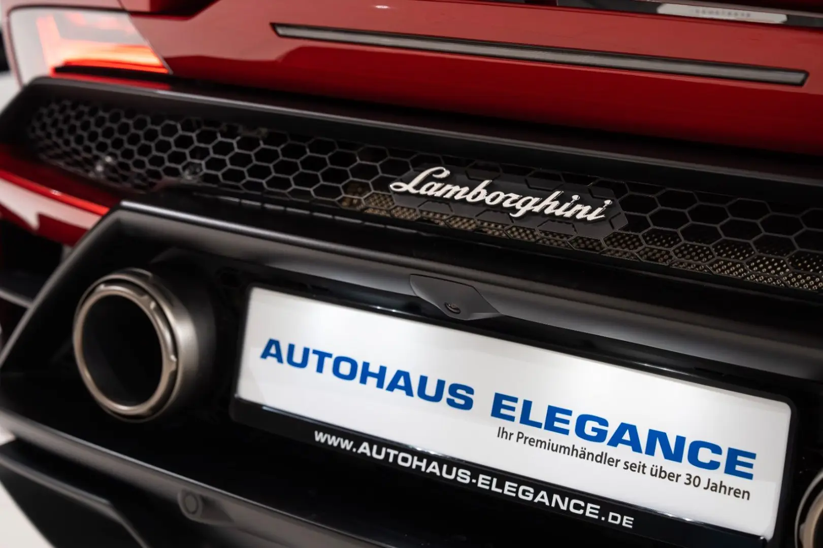 Huracán EVO LIFT-SYSTEM ABGAS-AKRAPOVIC KAMERA
