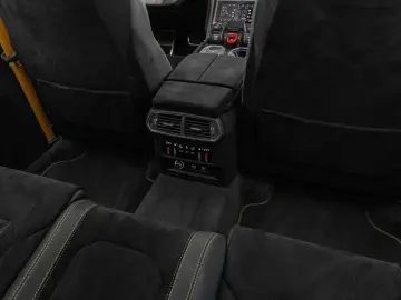 Urus Performante