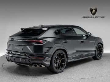 Urus Performante