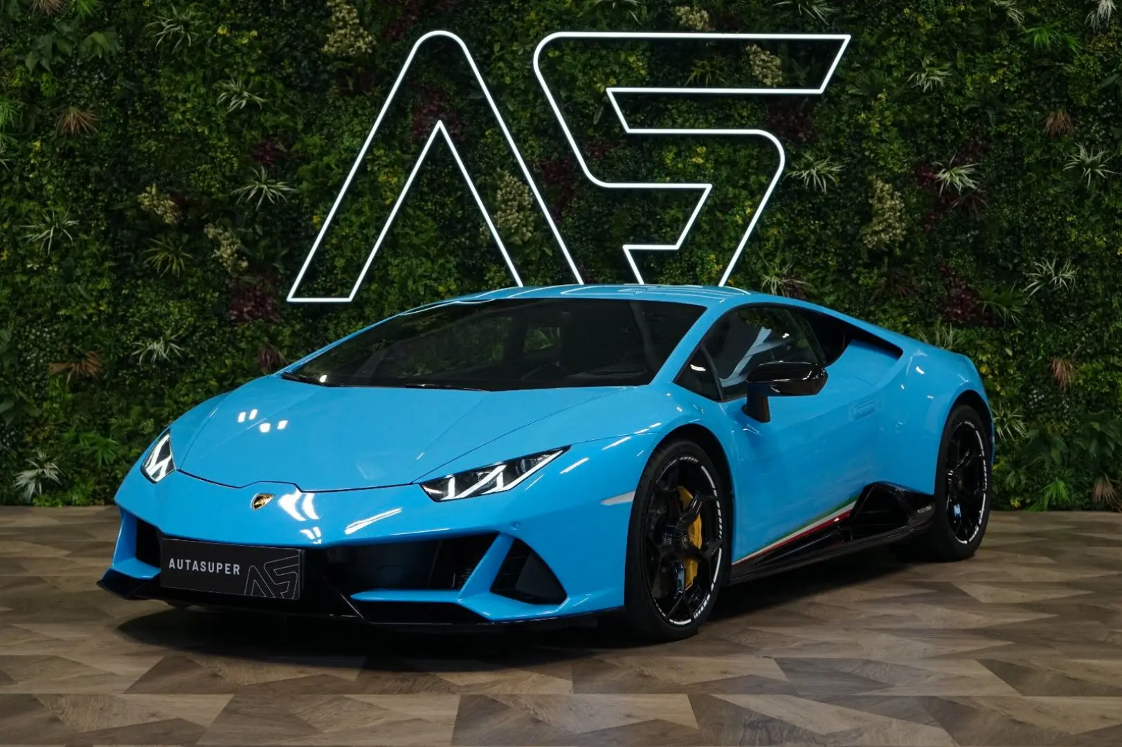 Huracán EVO ADPERSONAM LIFT SENSONUM 274.050€NET