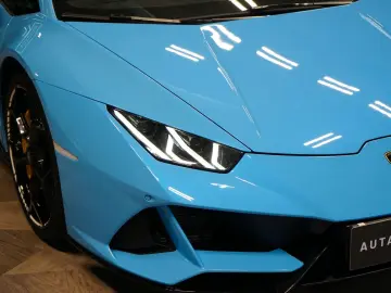 Huracán EVO ADPERSONAM LIFT SENSONUM 274.050€NET