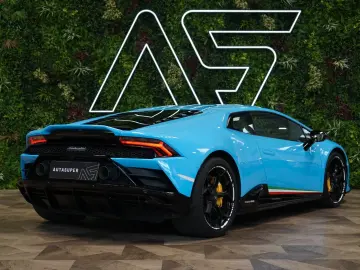 Huracán EVO ADPERSONAM LIFT SENSONUM 274.050€NET