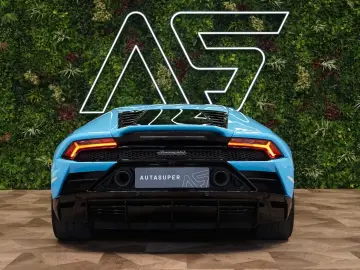 Huracán EVO ADPERSONAM LIFT SENSONUM 274.050€NET