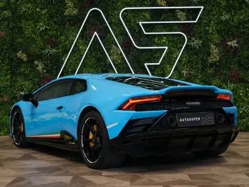 Huracán EVO ADPERSONAM LIFT SENSONUM 274.050€NET