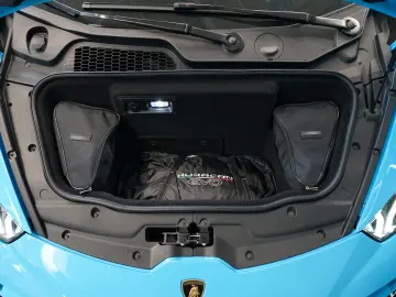 Huracán EVO ADPERSONAM LIFT SENSONUM 274.050€NET
