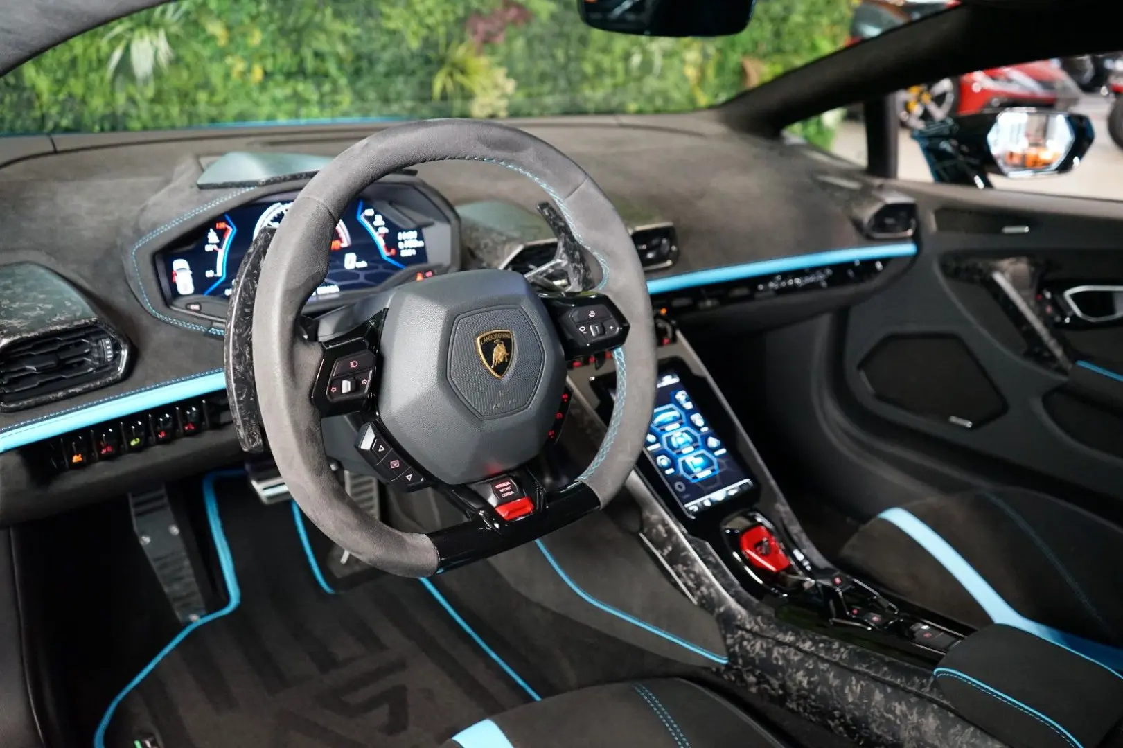 Huracán EVO ADPERSONAM LIFT SENSONUM 274.050€NET