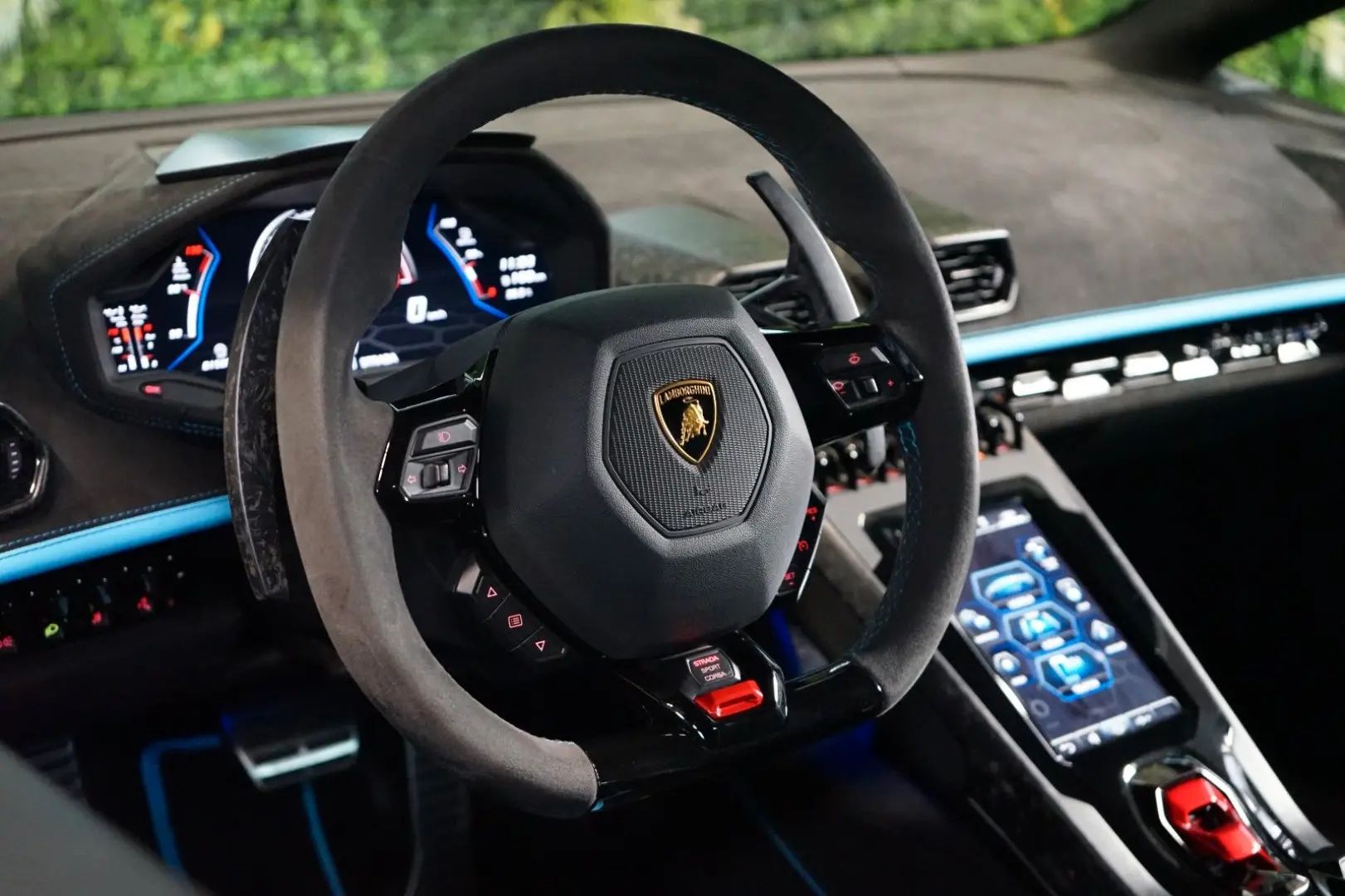 Huracán EVO ADPERSONAM LIFT SENSONUM 274.050€NET