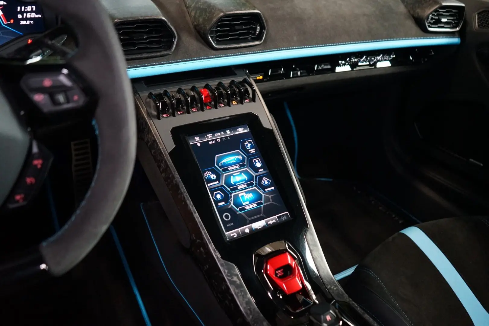 Huracán EVO ADPERSONAM LIFT SENSONUM 274.050€NET