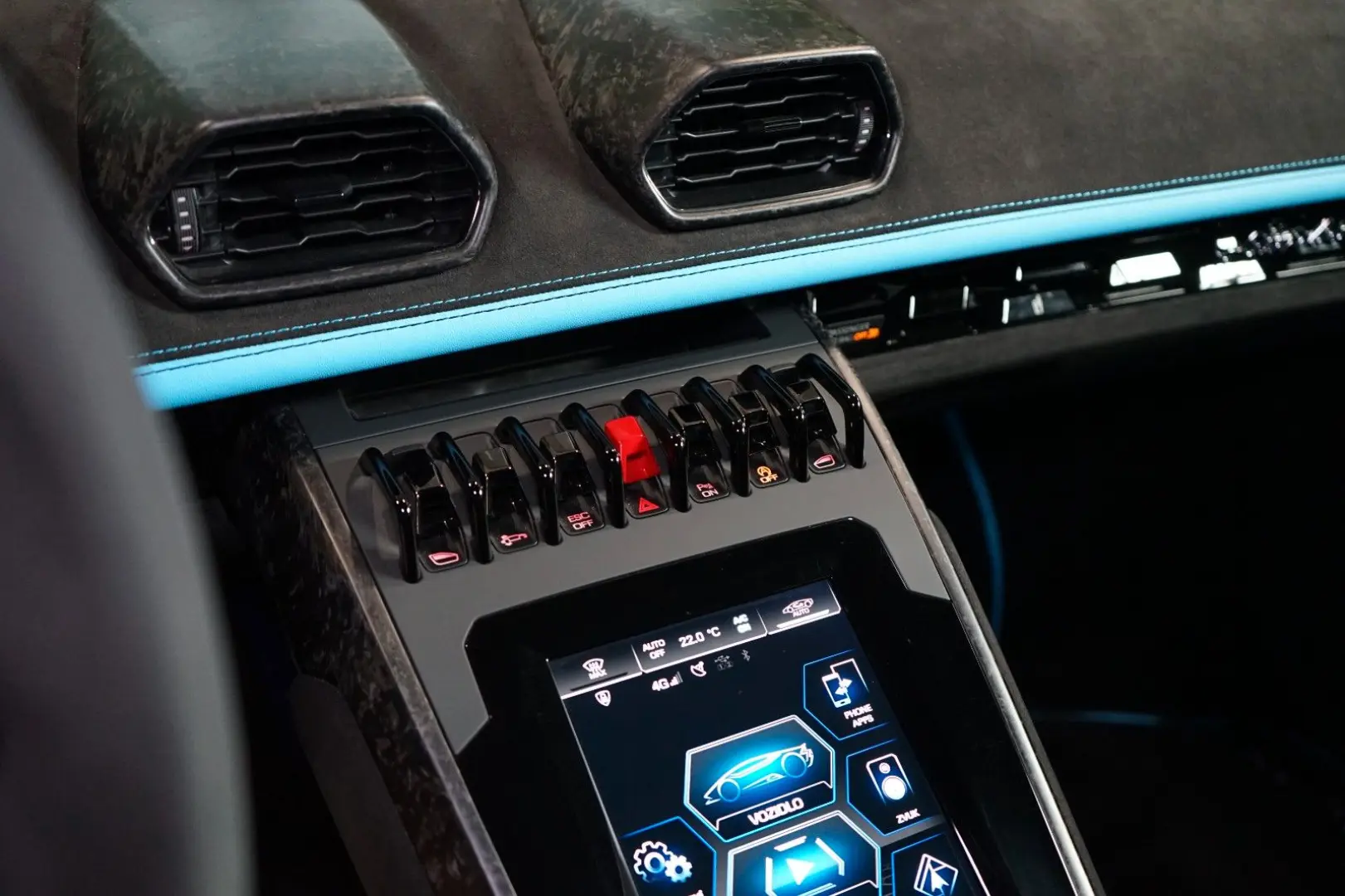 Huracán EVO ADPERSONAM LIFT SENSONUM 274.050€NET
