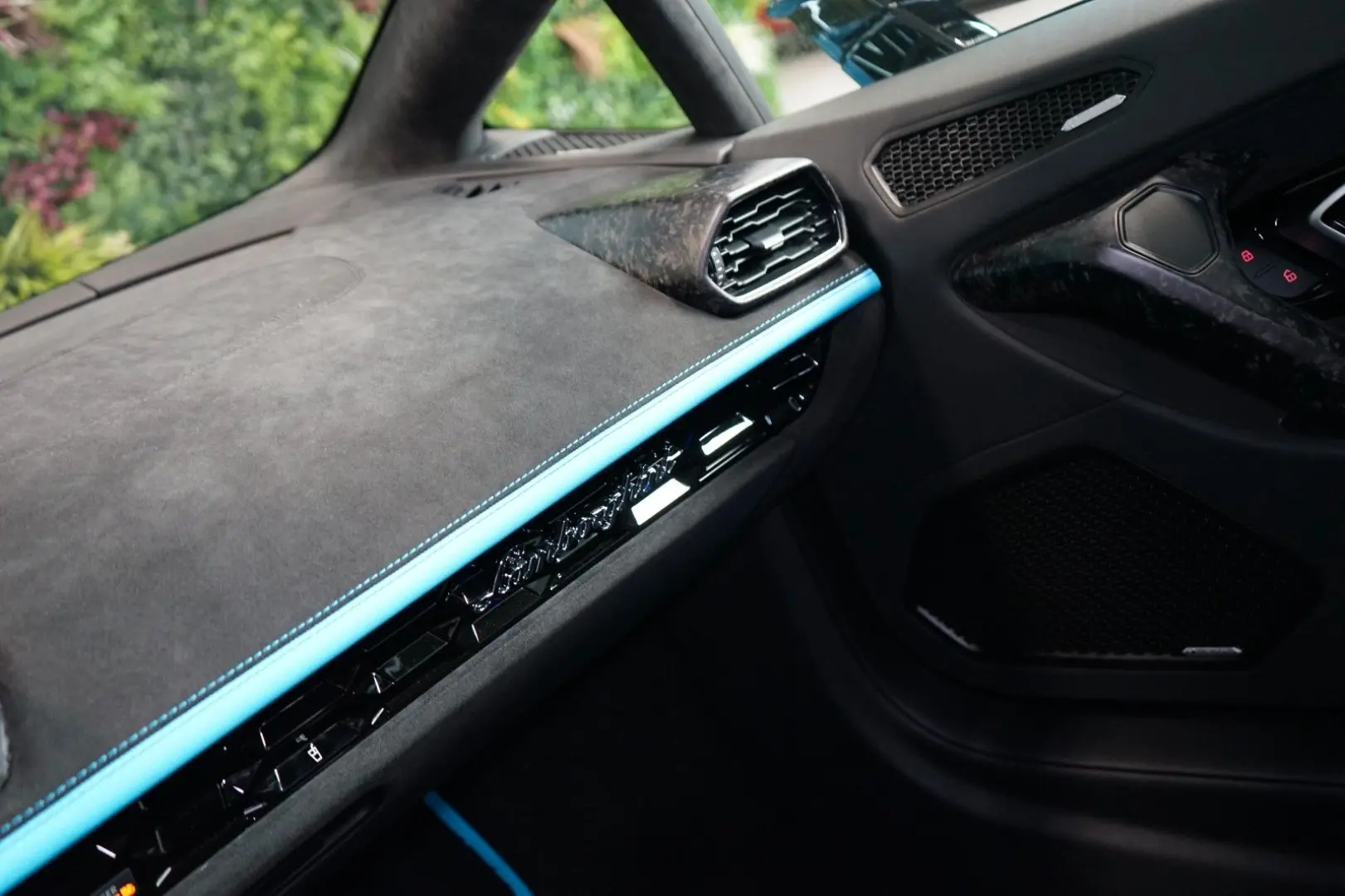 Huracán EVO ADPERSONAM LIFT SENSONUM 274.050€NET