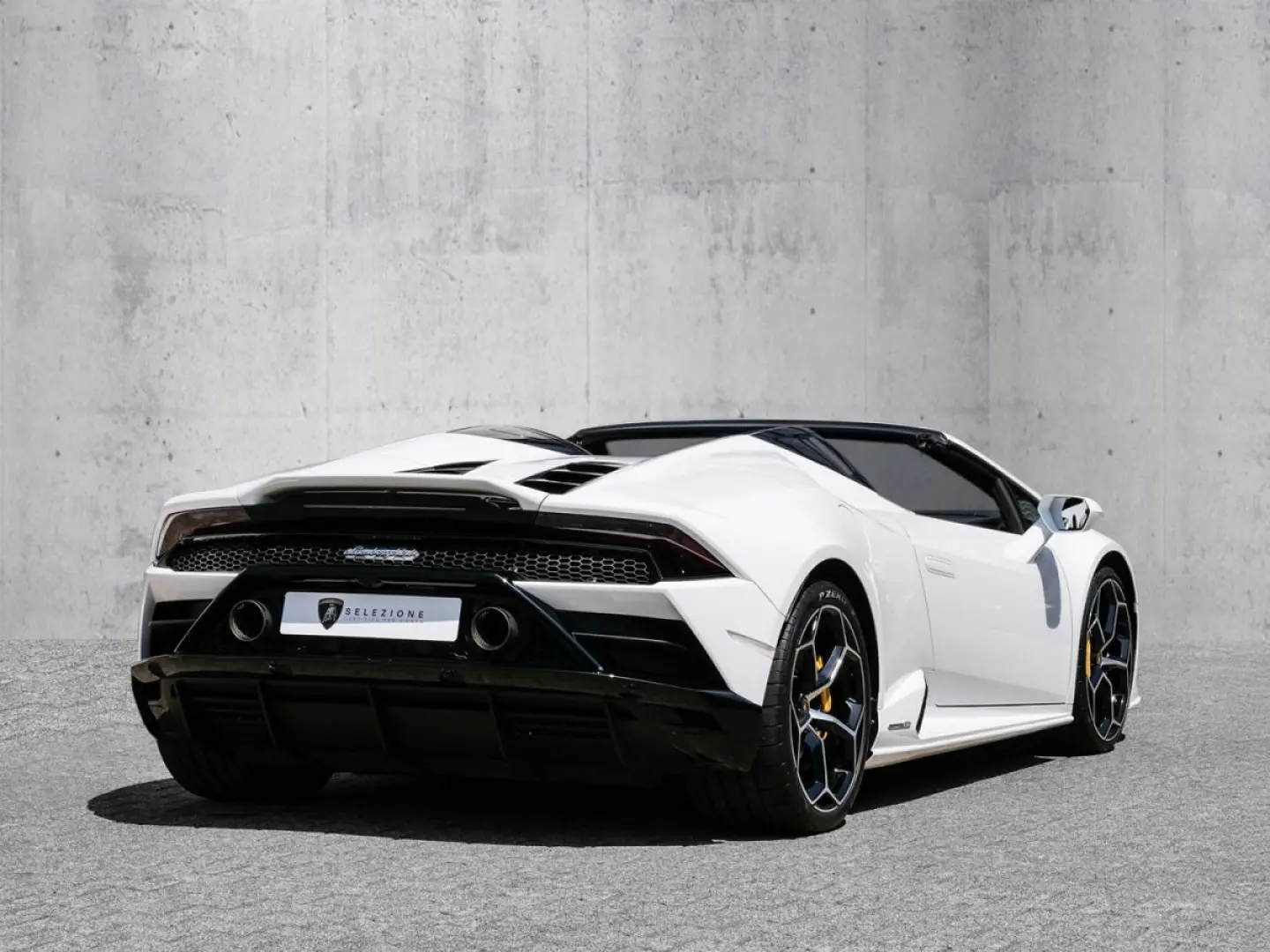 Huracán EVO Spyder Bianco Monocerus  Sensonum
