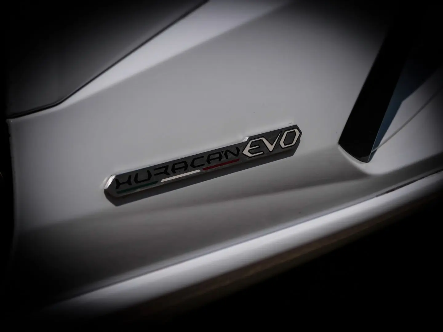Huracán EVO Spyder Bianco Monocerus  Sensonum