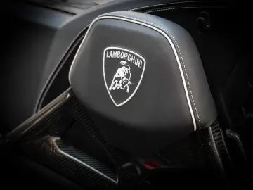 Huracán EVO Spyder Bianco Monocerus  Sensonum