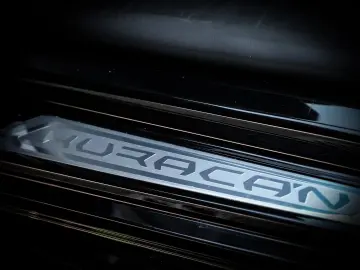 Huracán EVO Spyder Nero Helene  Lifting System