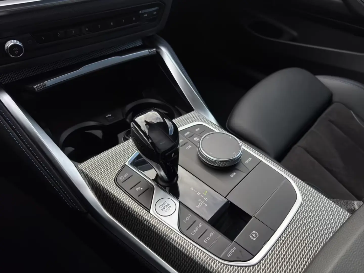 BMW 420 d M-SPORT LED NAVI H K 19