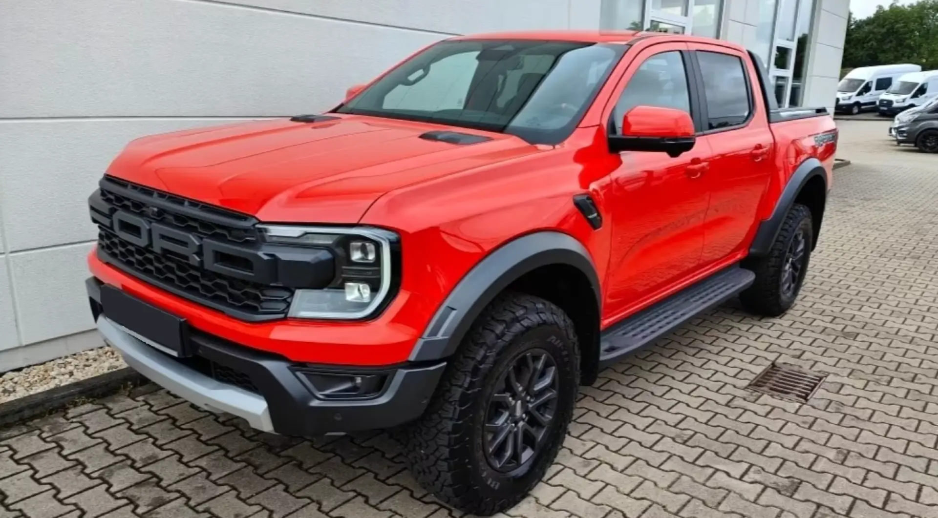 Ford Raptor Ranger Standheizung AHK el. Rollo
