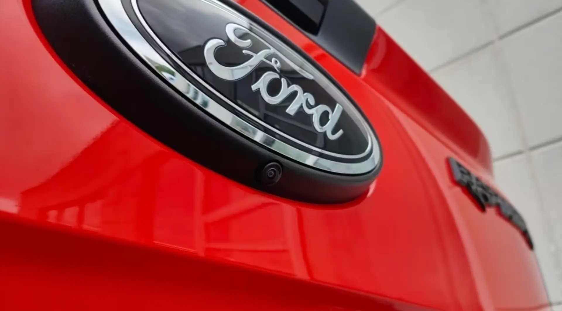 Ford Raptor Ranger Standheizung AHK el. Rollo