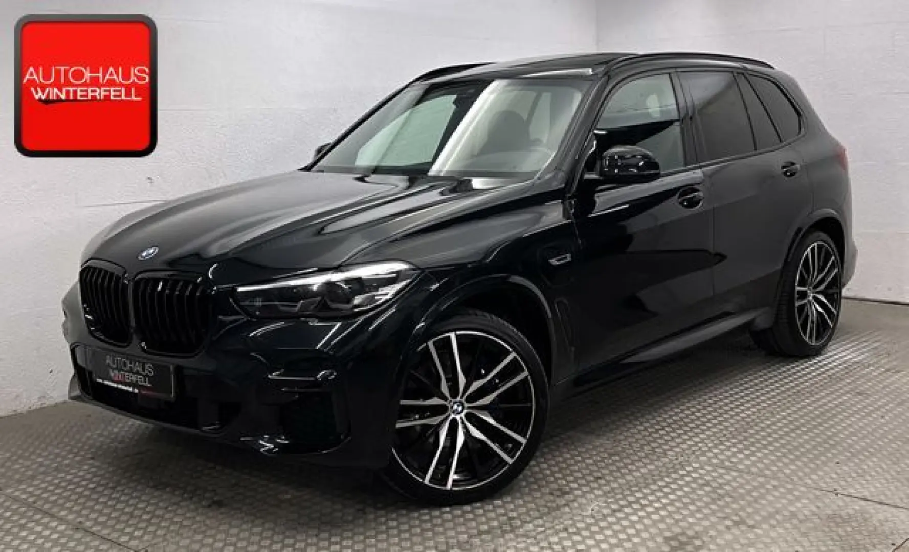X5 xDrive 45 e M SPORT PANO AHK BOWERS-WILKINS