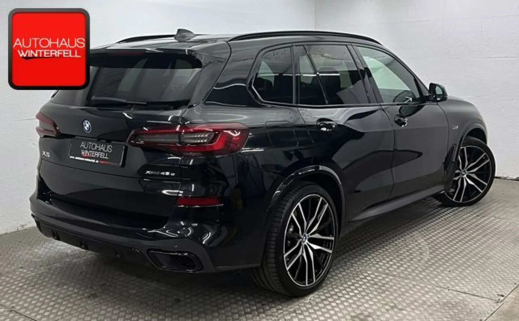 X5 xDrive 45 e M SPORT PANO AHK BOWERS-WILKINS