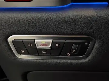X5 xDrive 45 e M SPORT PANO AHK BOWERS-WILKINS
