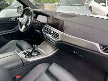X5 xDrive45e M Sport    Pano HUD ACC el.Sitze