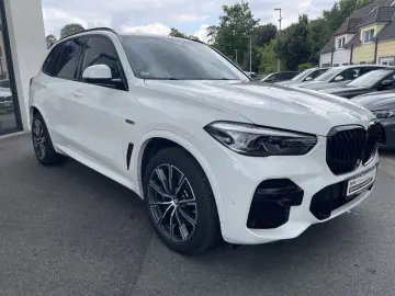 X5 xDrive45e M Sport    Pano HUD ACC el.Sitze