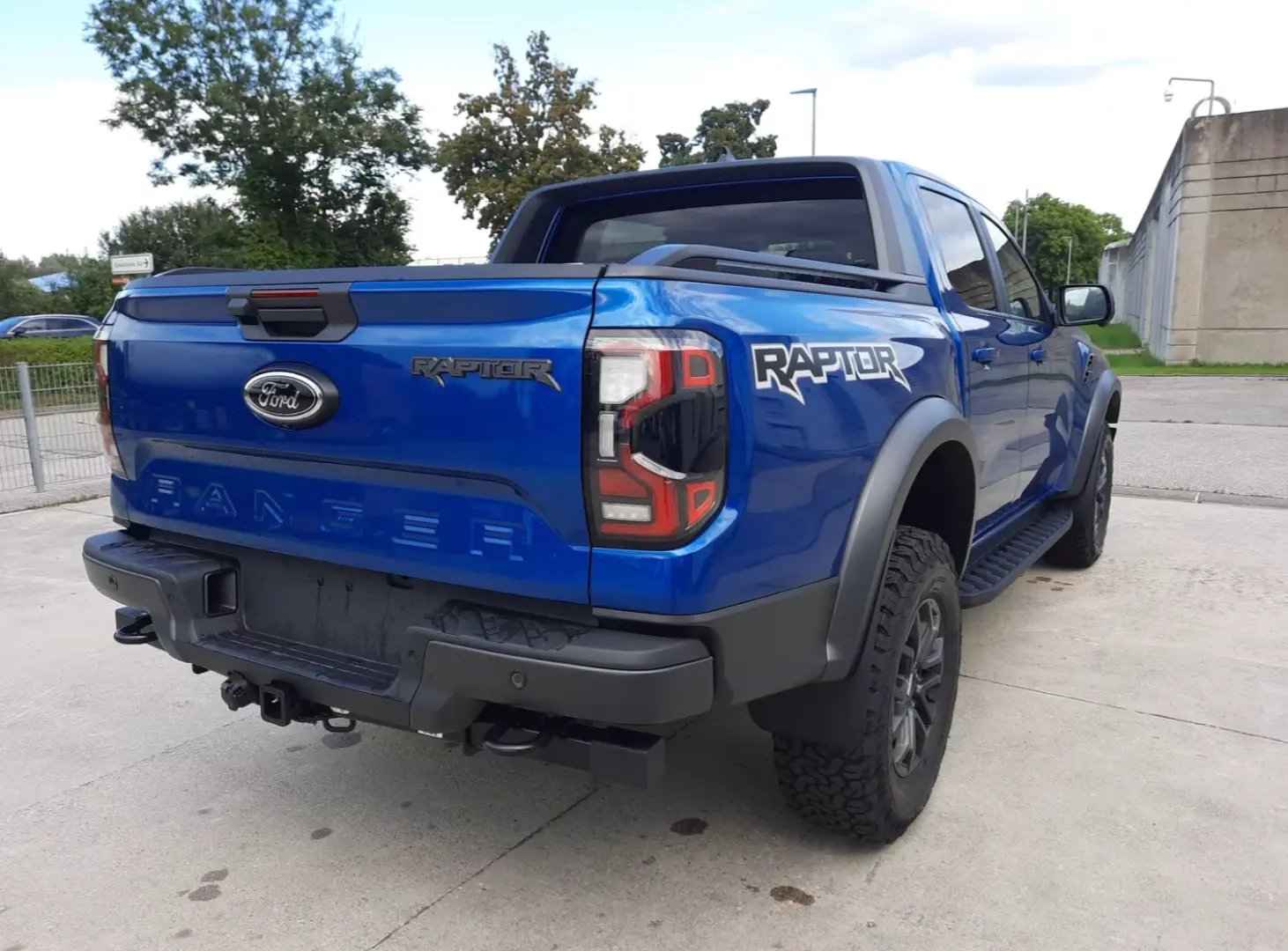 Ford Raptor 2.0l Doka RFK  AHK  PDC  LED  roller blind