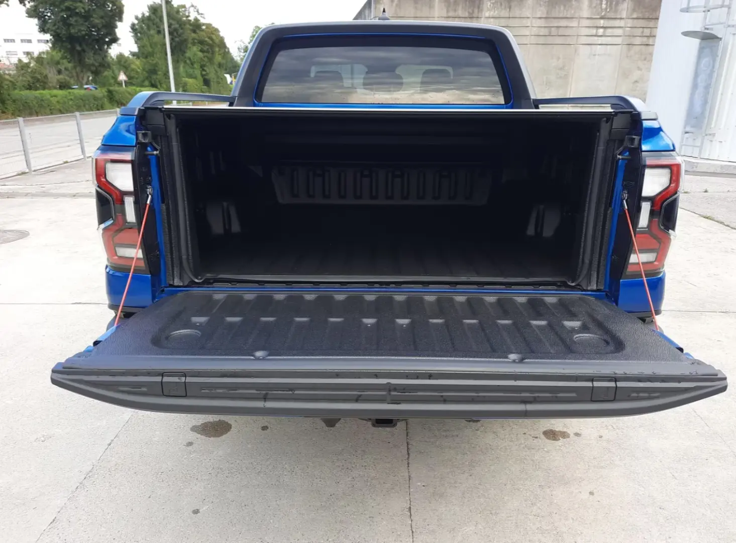 Ford Raptor 2.0l Doka RFK  AHK  PDC  LED  roller blind