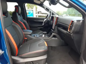 Ford Raptor 2.0l Doka RFK  AHK  PDC  LED  roller blind