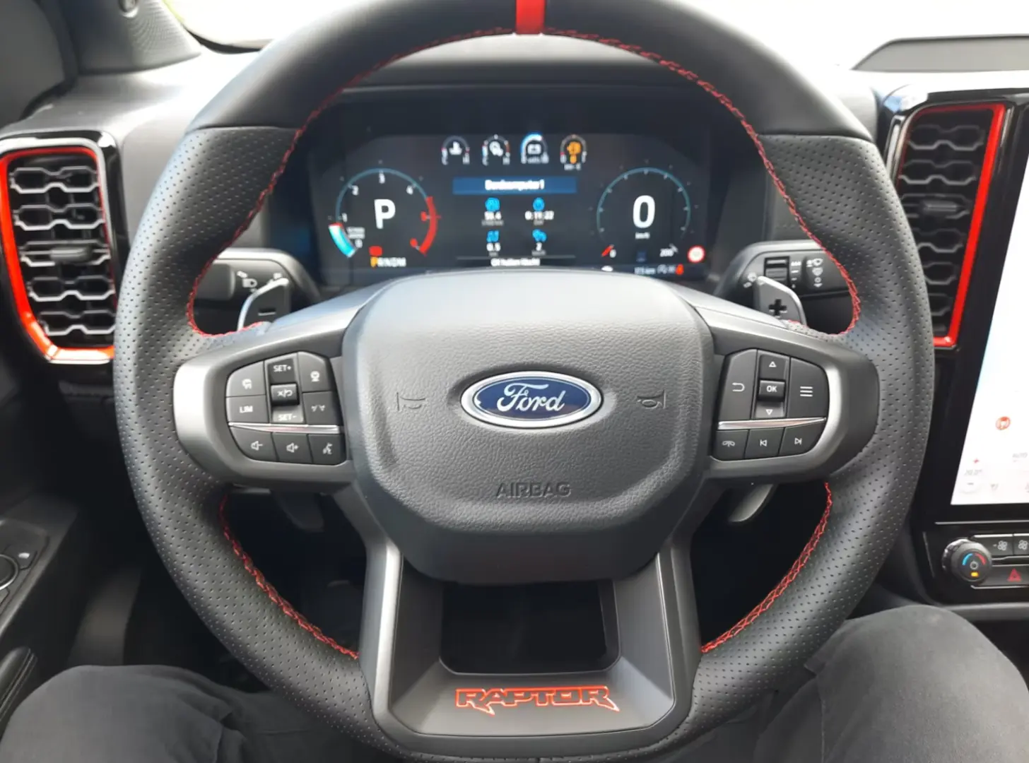 Ford Raptor 2.0l Doka RFK  AHK  PDC  LED  roller blind