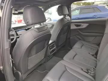 Q7 50 TDI quattro S line Navi Matrix HUD AHK PDC